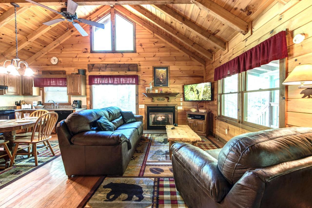 Fawn Cabin Gatlinburg Bagian luar foto